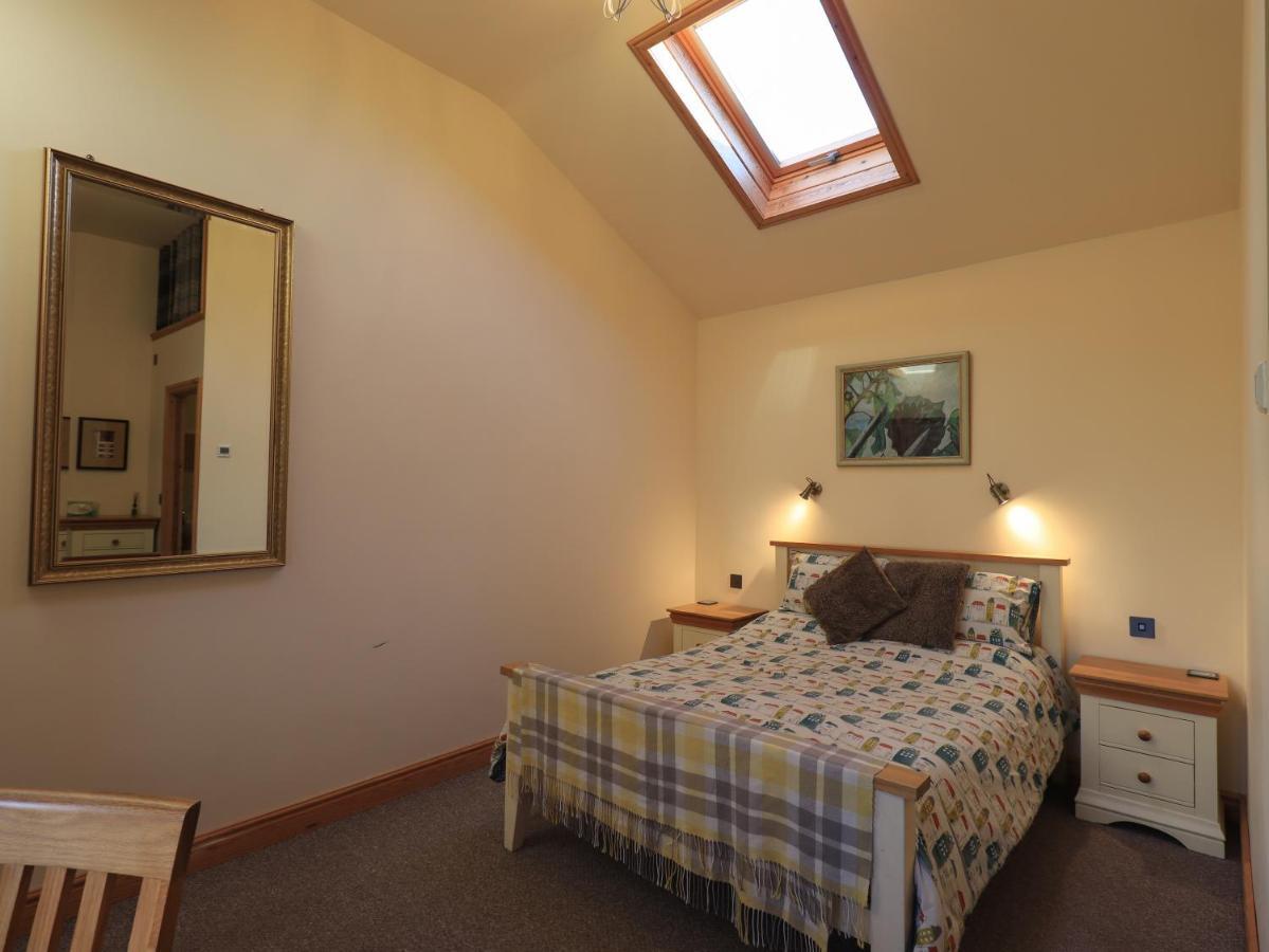 Swallow Cottage, Over Kellet Exterior photo